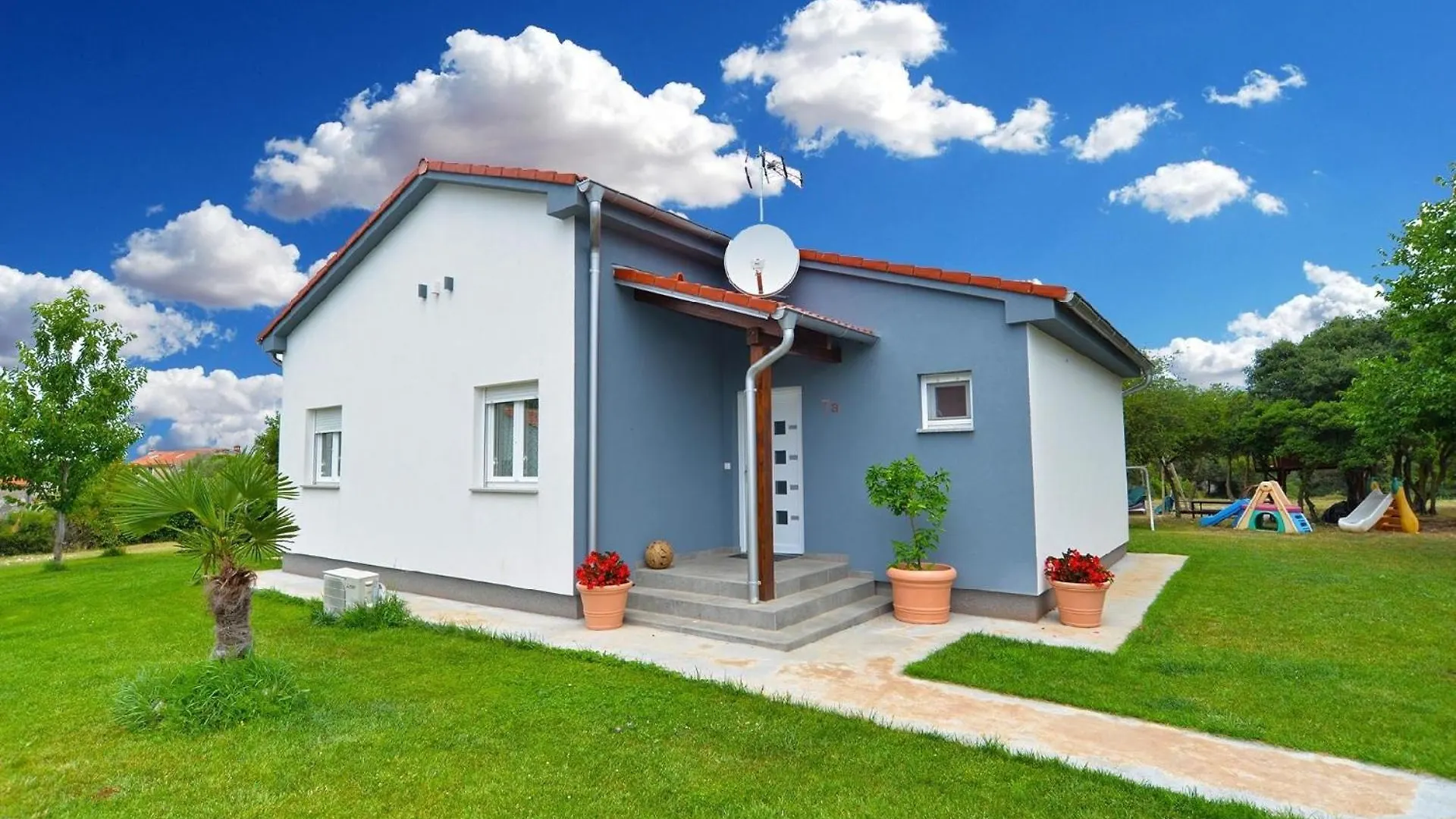 Ferienhaus Mit Privatpool Fuer 6 Personen Ca 85 Qm In Pula, Istrien Istrische Riviera Croatia